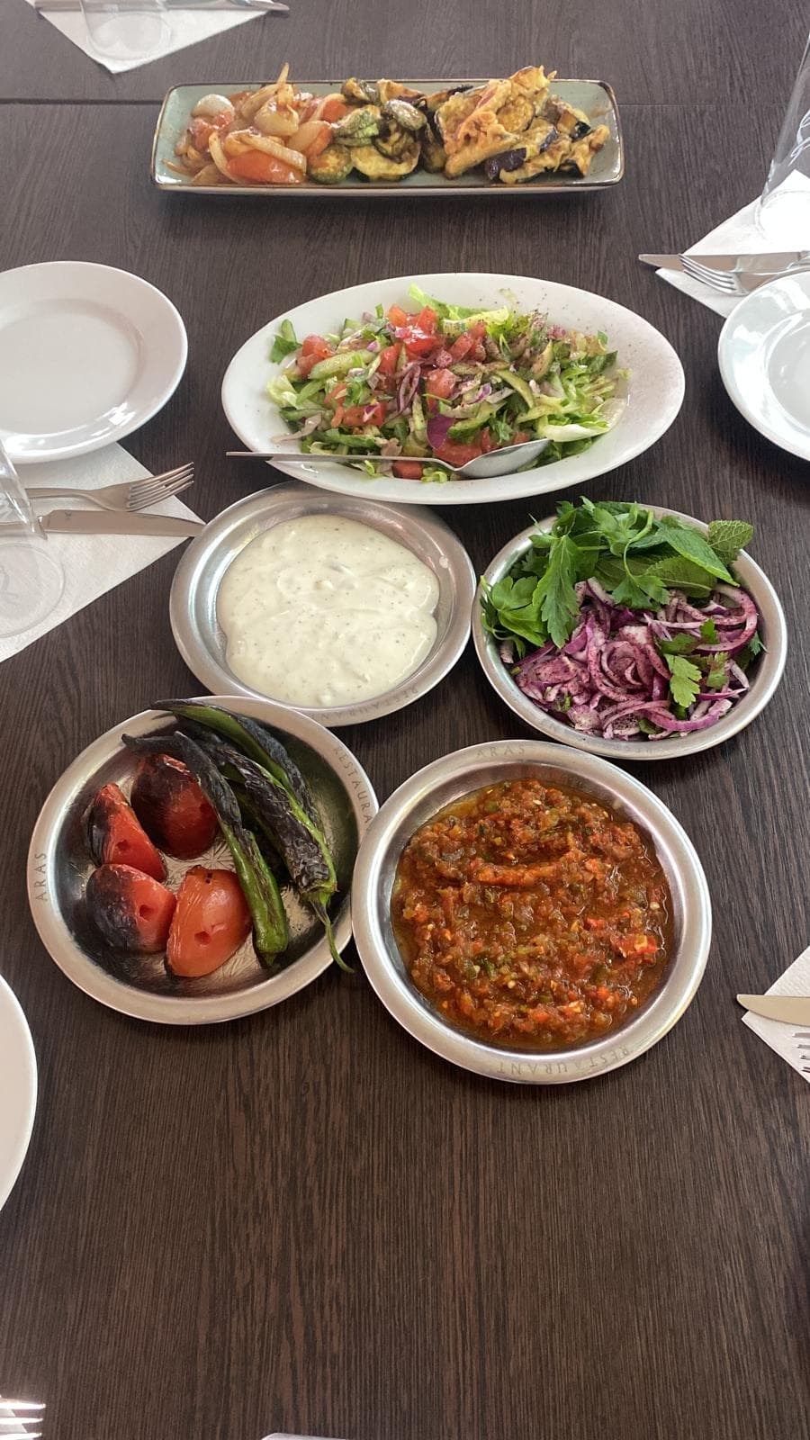 Aras'ta zengin sofra